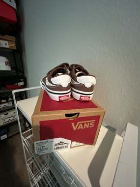 Vans Brooklyn La V Toddler Brown Hook and Loop Skate Shoes
